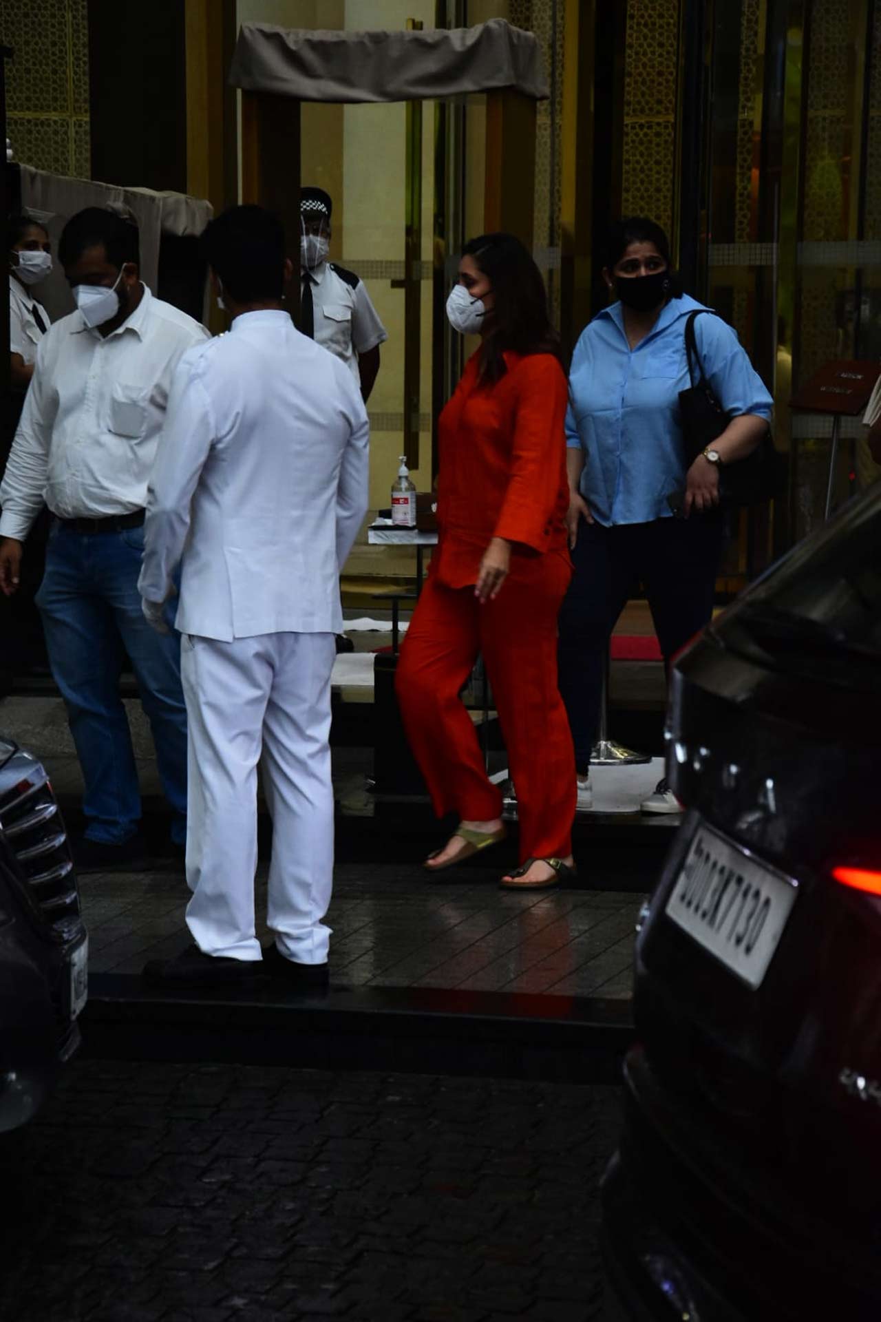 Kareena Kapoor Khan was snapped shooting in Bandra, Mumbai. The actress sported a red coloured casual set for the outing. On the work front, Kareena will be next seen in Aamir Khan's Laal Singh Chaddha, which is an official adaptation of Forrest Gump.