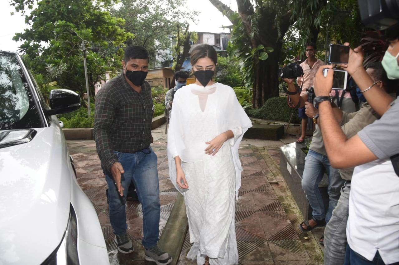 Reportedly, Ananya, who was very close to her grandmother, couldn't arrive on time as she had stepped out for a professional commitment. Later, the actress came in to pay last respects to her grandmother.