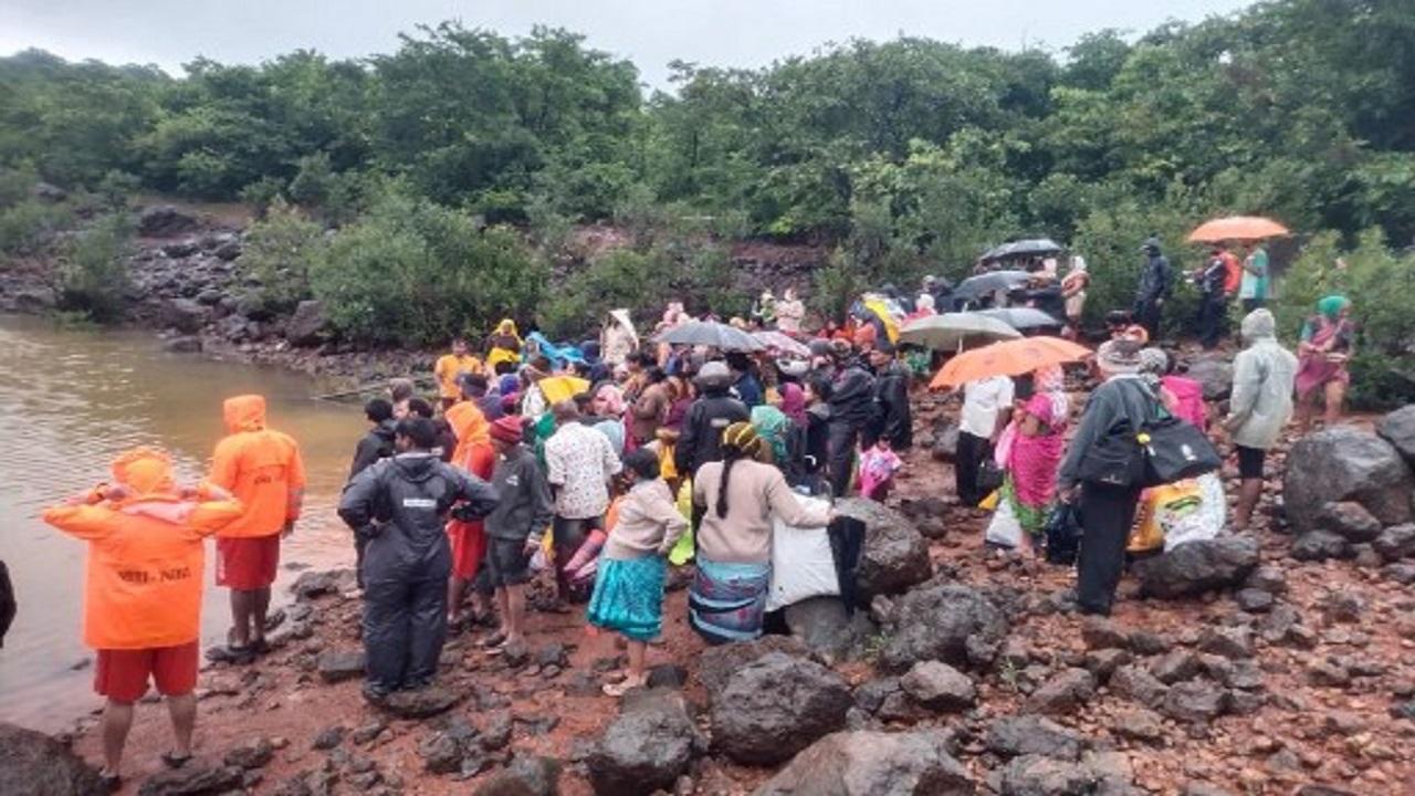 Indian Navy's rescue ops in flood-hit Maharashtra, Karnataka and Goa