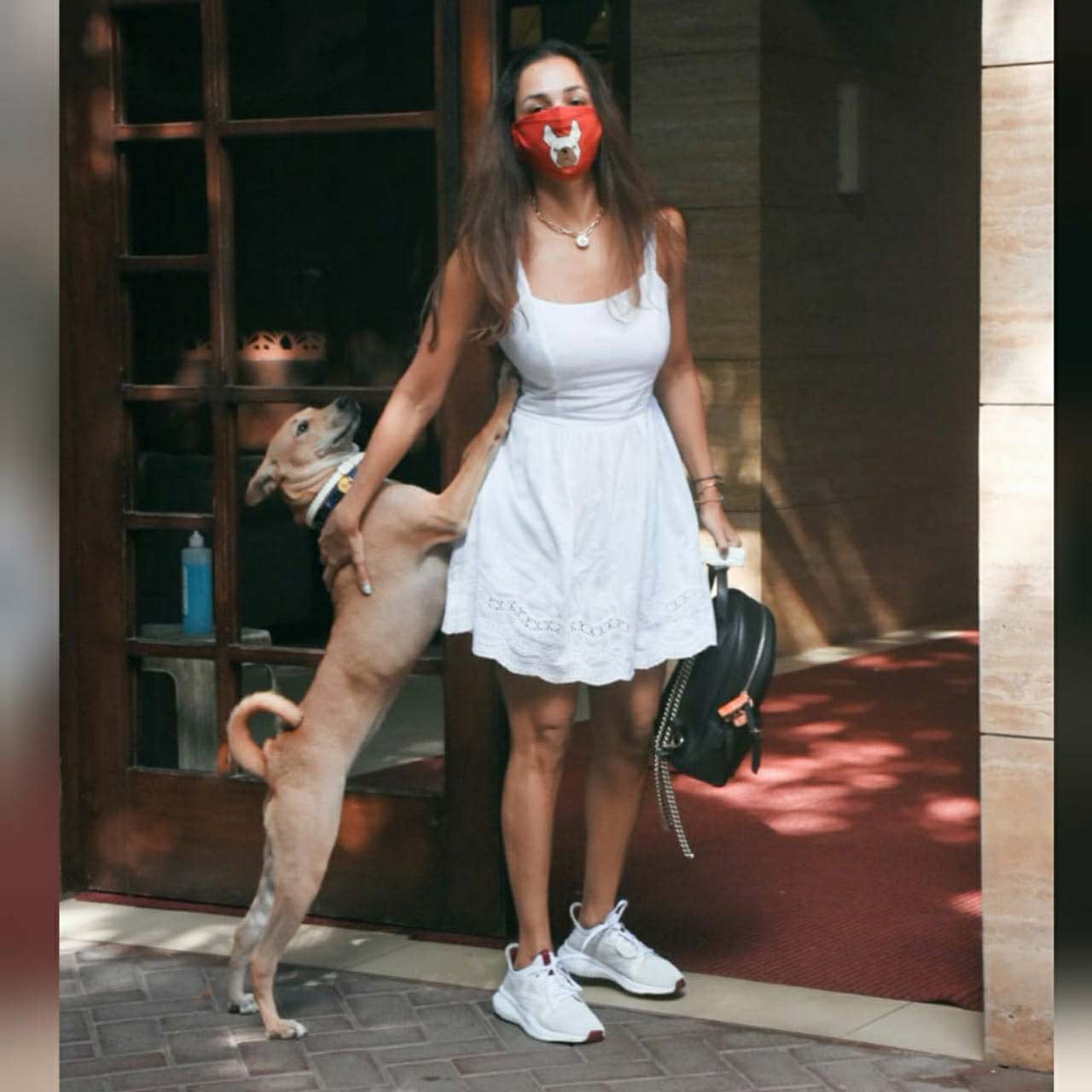 On the work front, Malaika Arora was last seen on the food show on Discovery. The fitness diva cooked a fish curry for her near and dear ones.