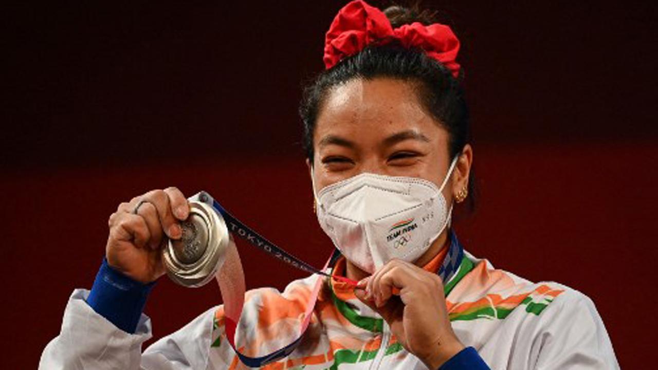 Sensational Mirabai Chanu snatches silver medal at Tokyo Olympics