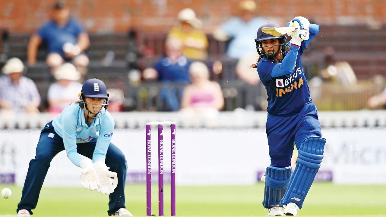 2nd ODI: Mithali Raj's 59 in vain, Cross' five-for and Dunkley's fifty help England beat India by 5 wkts