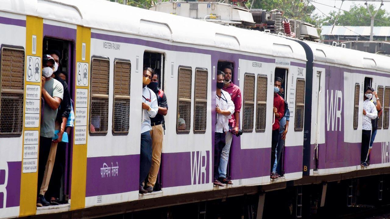 Mumbai: Central and Western Railway to operate mega block on July 11