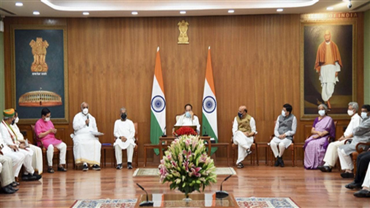 Vice President Naidu urges Parliament to stand by people amid Covid-19 pandemic, address their concerns