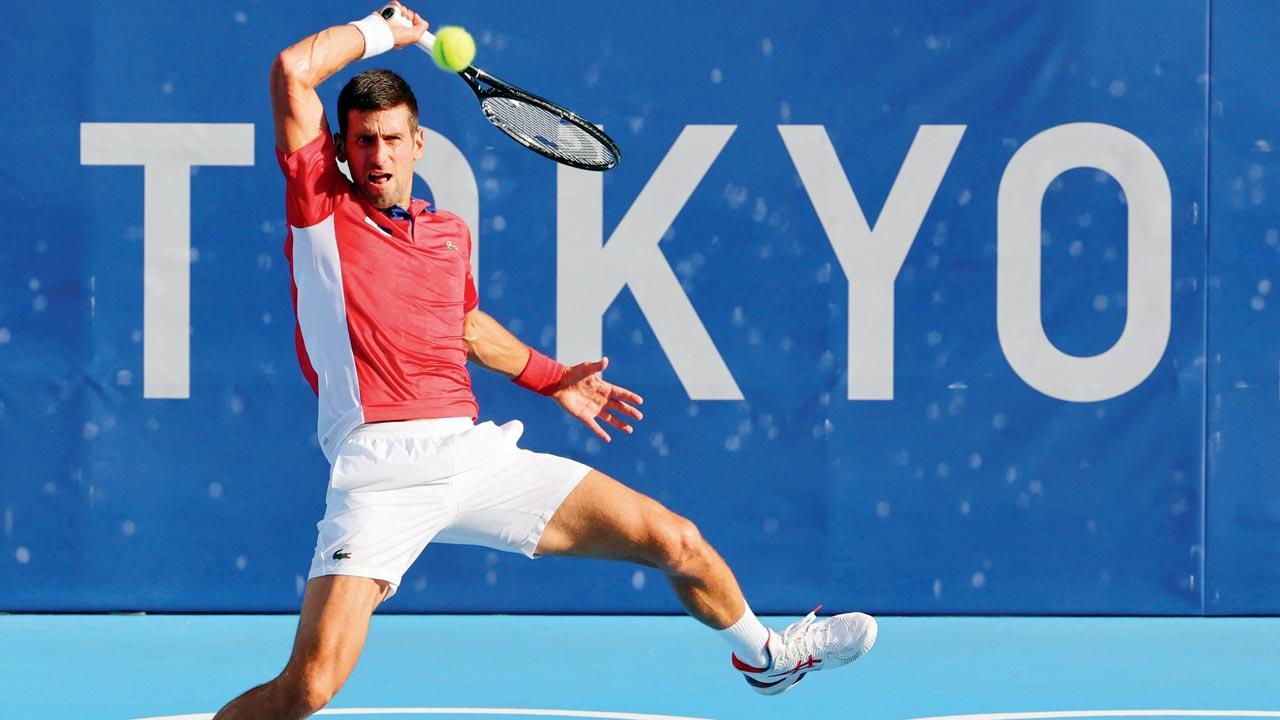 Tokyo Olympics: Novak Djokovic cruises, Daniil Medvedev struggles with heat