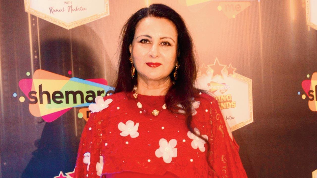 Poonam Dhillon: When we used to play scrabble, he would make up his own words
