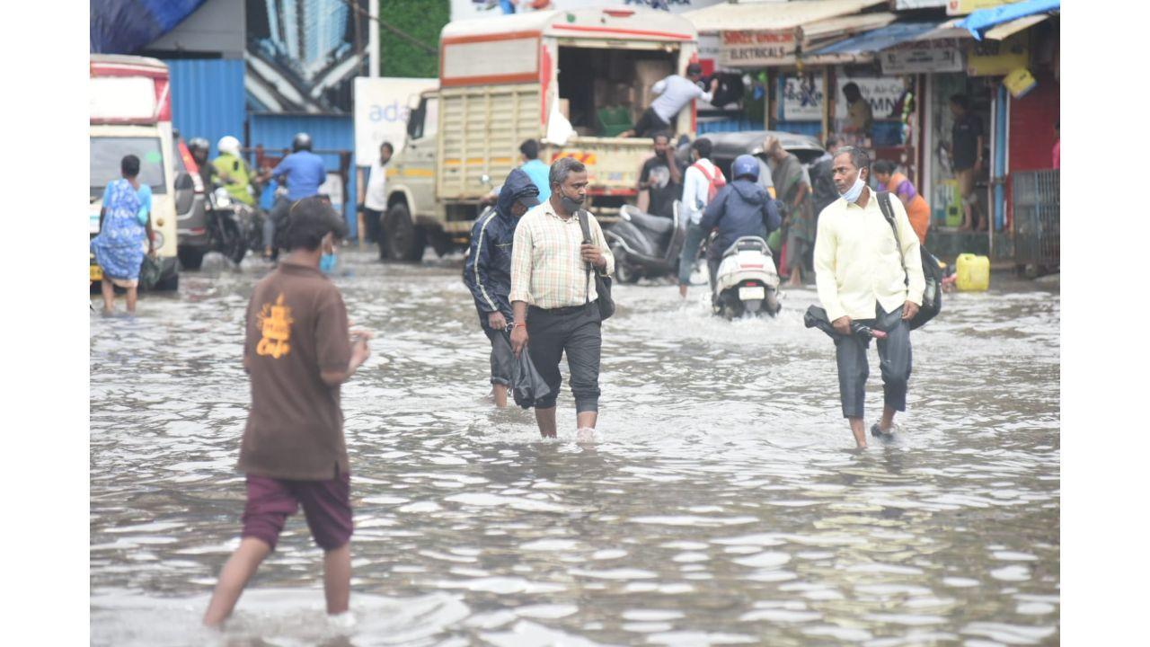 Mumbai Rains: 250 people from Kurla shifted as Mithi river swells