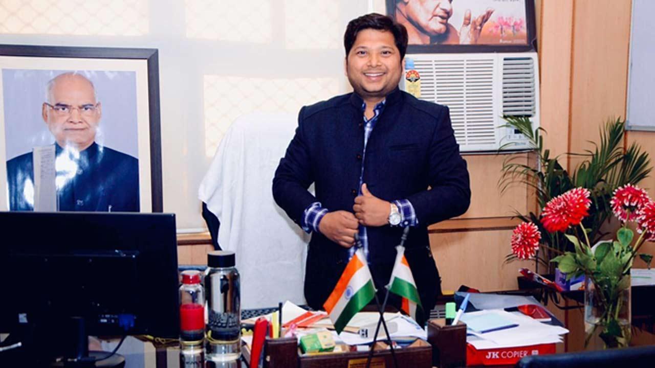 Public Servant Liberal Thinker Dreamer Stubborn Optimist insta film producer saurabh dubeyy..