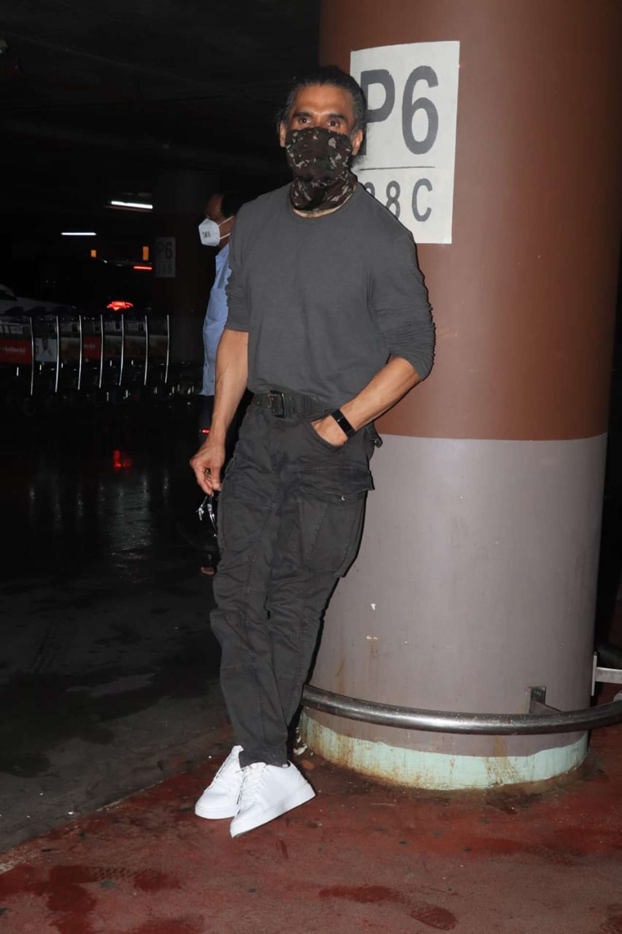 Suniel Shetty posed for the paparazzi when snapped at the Mumbai airport.