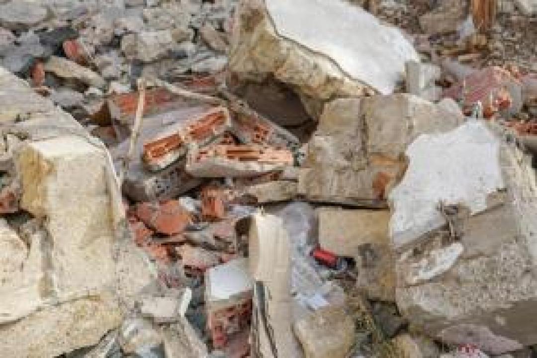 Maharashtra: Two injured as portion of house collapses in Thane's Bhiwandi