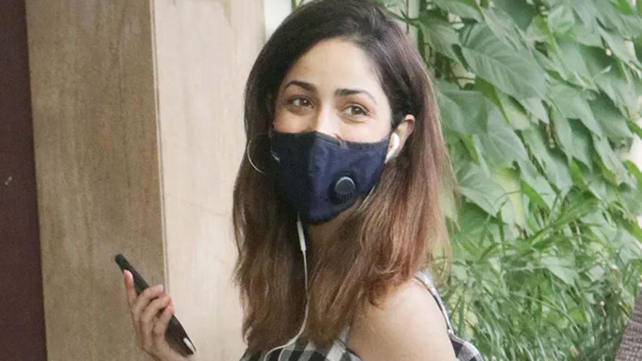 Yami Gautam 'to enchant all with her charm' as Maya in 'Bhoot Police'