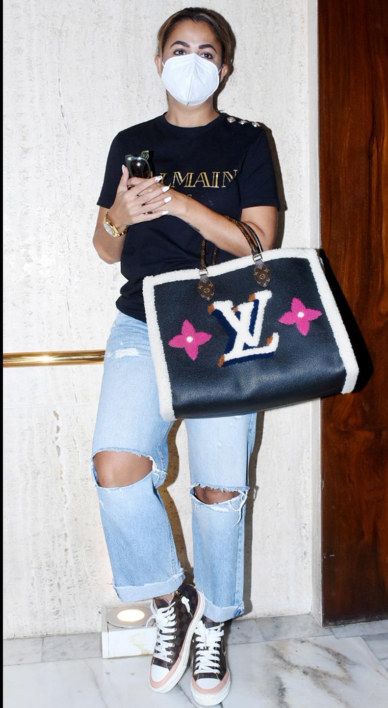 Amrita Arora Ladak kept it casual in a black tee and distressed denim as she arrived for luncheon at Manish Malhotra's residence. She also shared multiple stories on her Instagram handle from the fun afternoon.