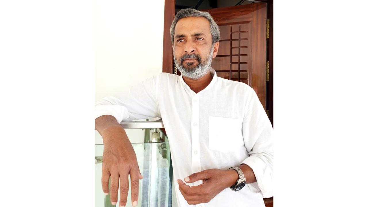 Philanthropist A G Anil Kumar extends his support to the ones ailing during COVID Crisis