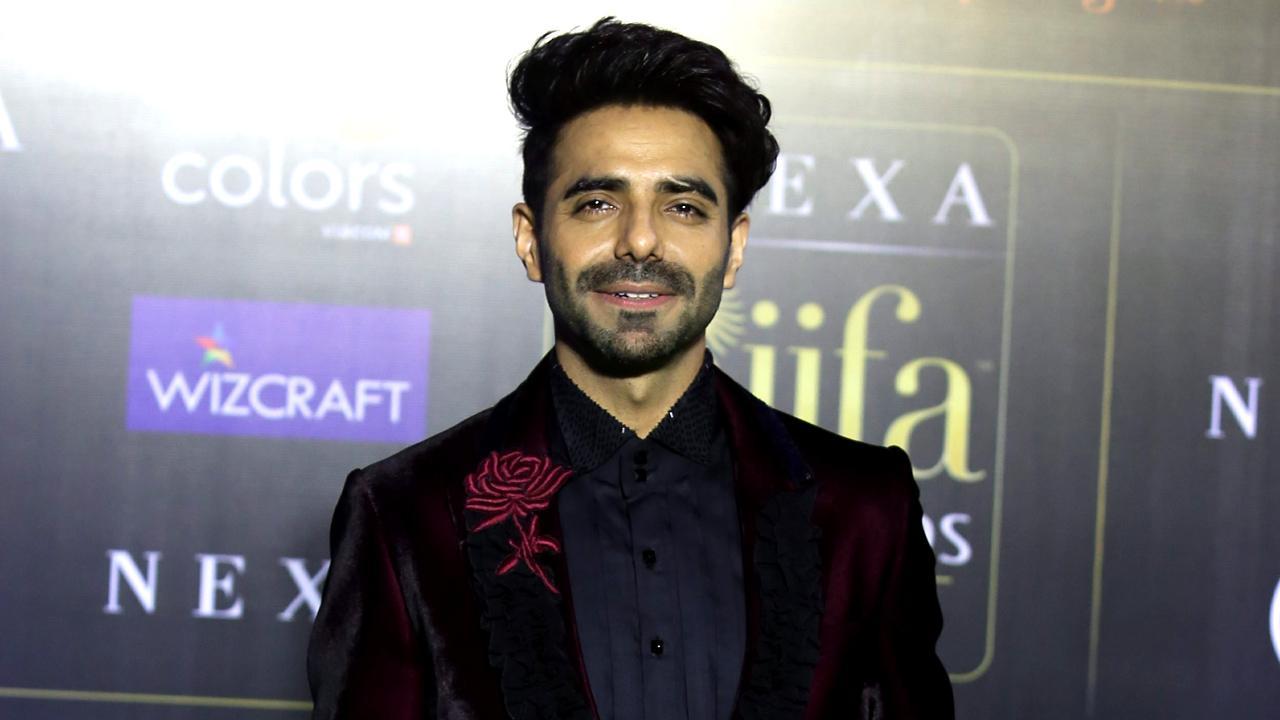 Aparshakti Khurana drops new single 'Aaya Jado Da'