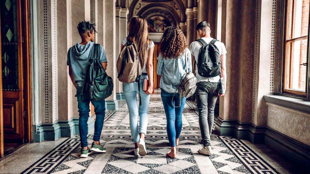 Maharashtra government partially waives off college fees