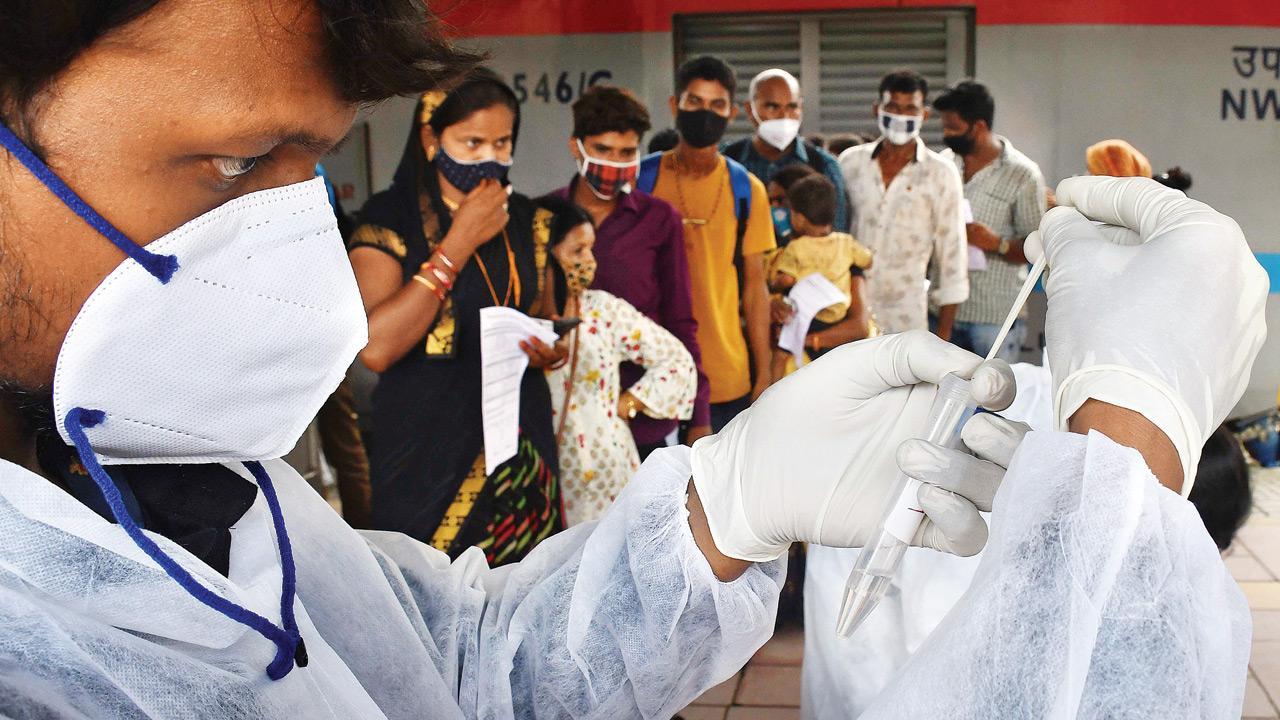 Despite Maharashtra govt rule, RT-PCR way less than antigen tests