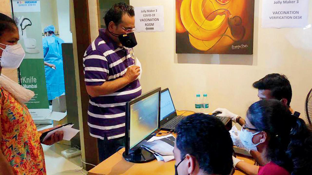 Mumbai: Cuffe Parade is on mission vaccination