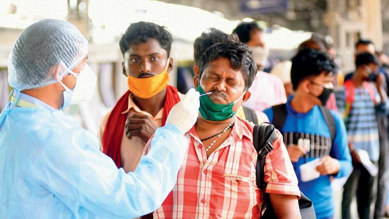 Mumbai’s new Covid-19 cases, TPR and fatalities see a dip