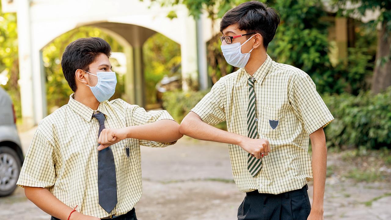 Maharashtra: 31 per cent parents say no to school till kids vaccinated