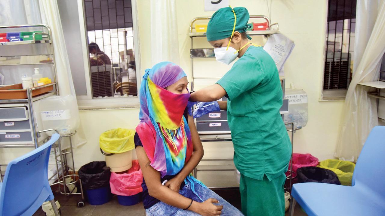 Second dose for those going abroad in 28 days: BMC circular