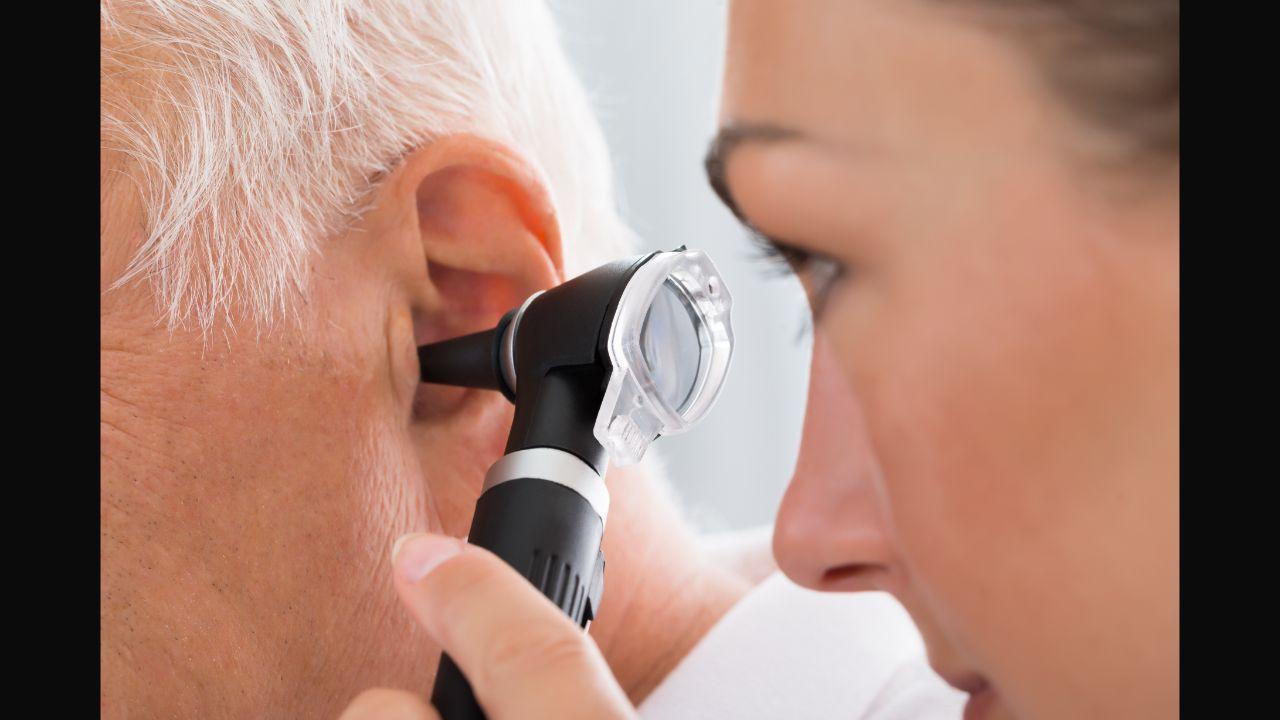 How to avoid ear infections in the monsoon