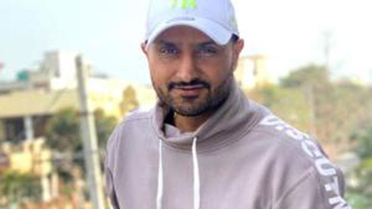 Harbhajan Singh offers unconditional apology for Instagram post featuring Bhindranwale
