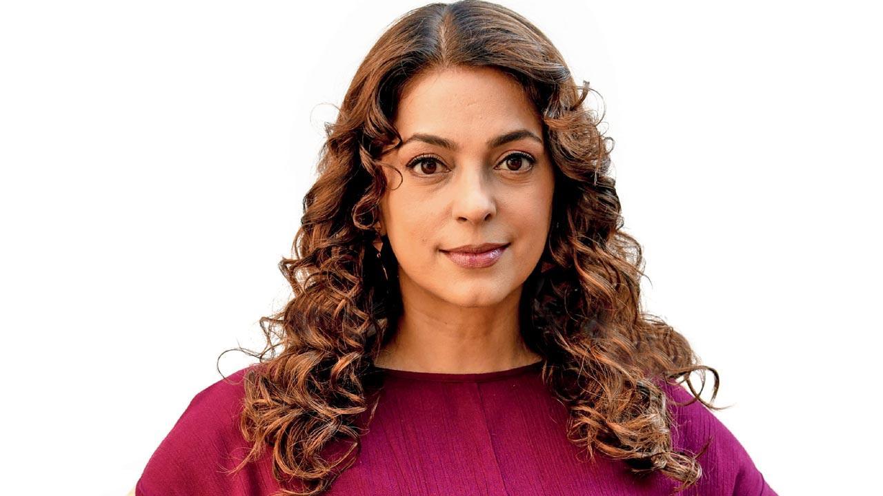When Juhi Chawla's fans started singing her chartbusters during court  proceedings