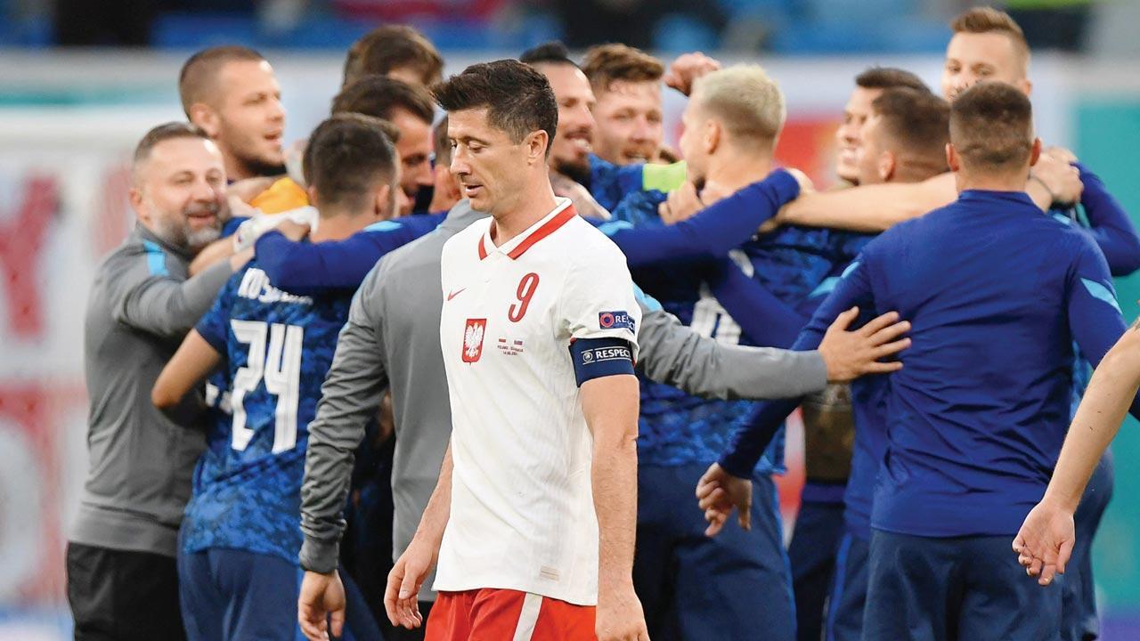 Euro 2020: 'It's a shame we couldn't get a draw,' says Lewandowski after loss to Slovakia