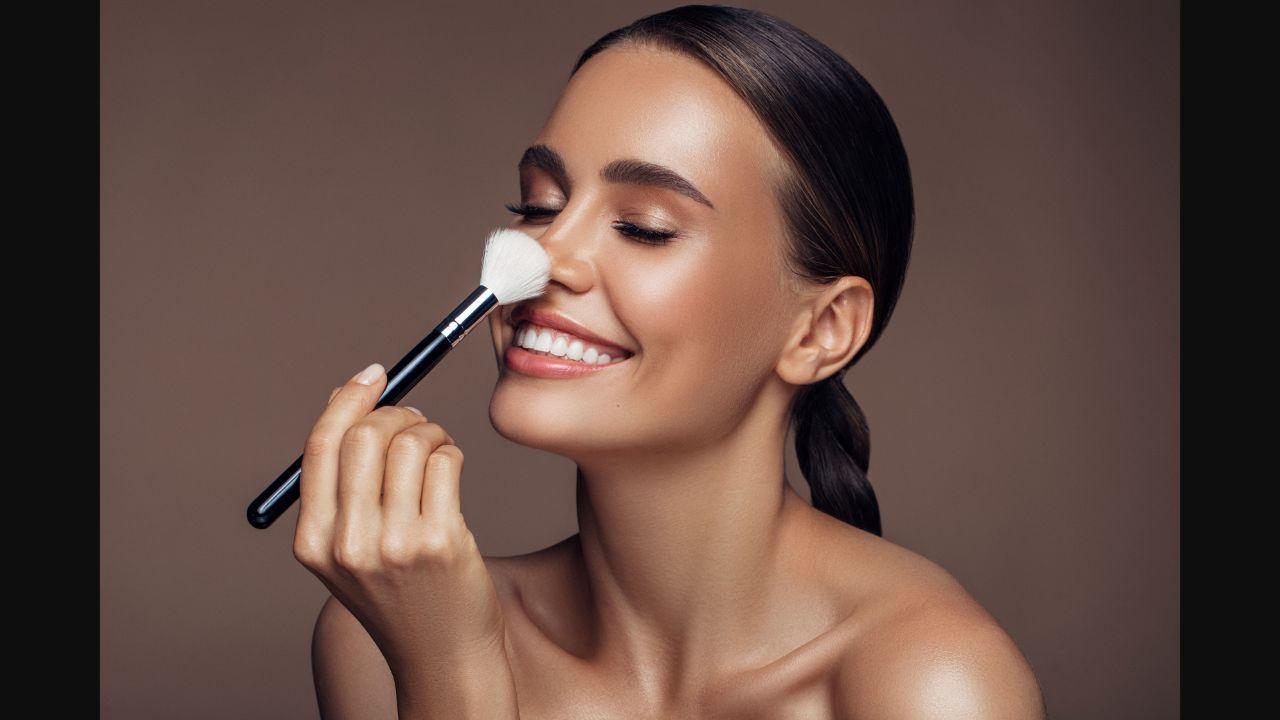 Here's how to get the 5-minute 'no make-up look'