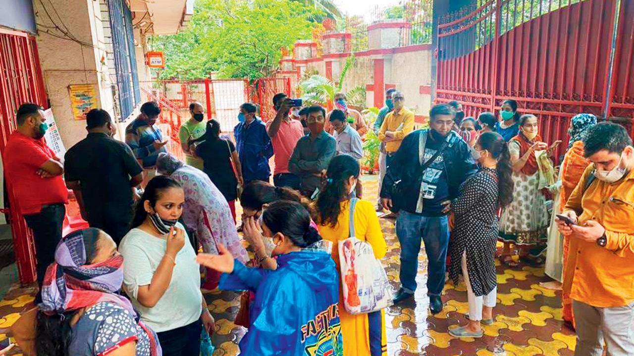 Fee row: Students of Malad school can finally resume classes