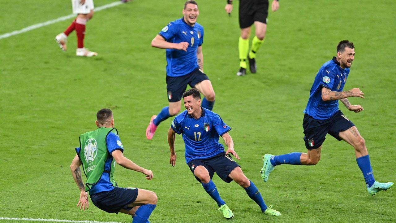 Euro 2020: Extra time goals see Italy triumph 2-1 over Austria to enter quarters
