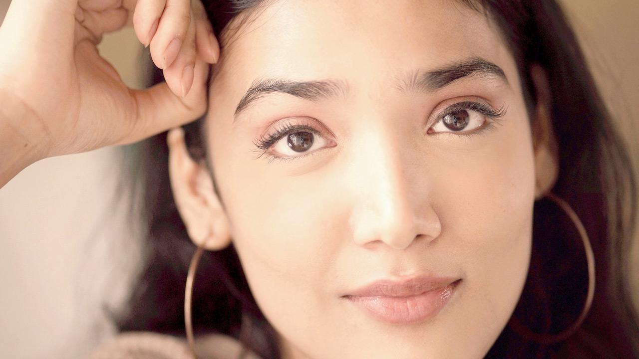 'Shaadisthan' actress Medha Shankar's making a mark