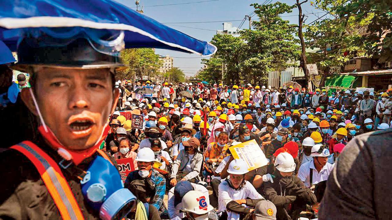Myanmar soldiers turn pro democracy