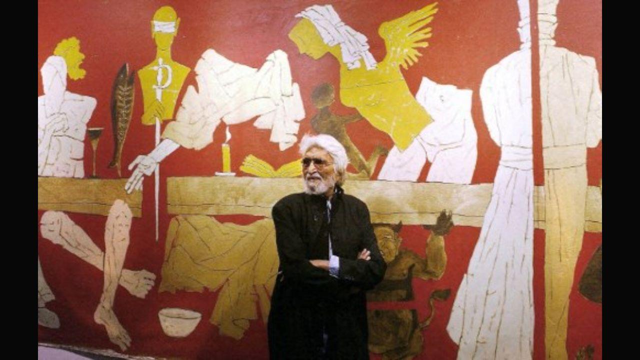 Husain pictured at the inauguration of his exhibition '...and not only 88 of Husain' at the National Art Gallery in Mumbai.
Photo: AFP