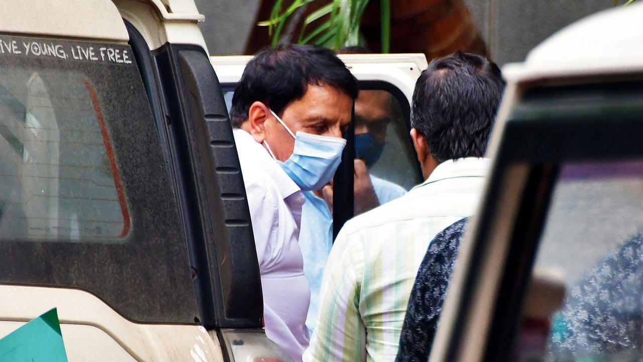 SUV bomb scare case: Former encounter specialist Pradeep Sharma was the puppeteer, says NIA
