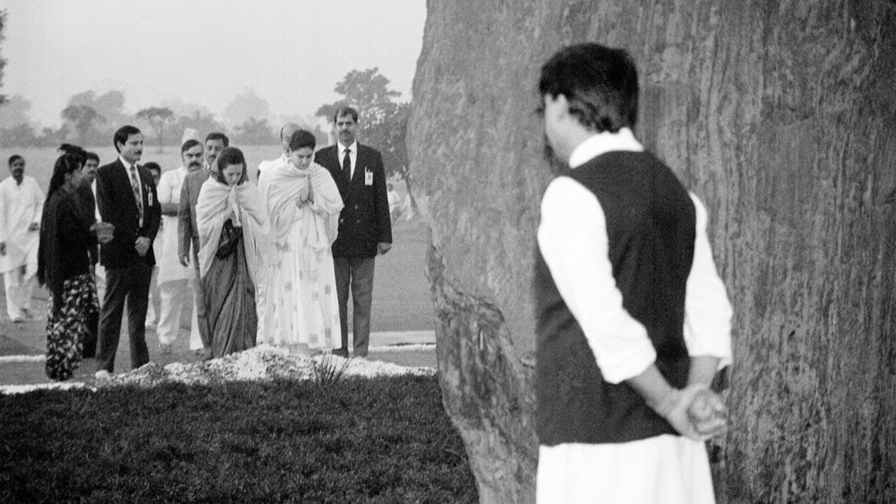 Madhavrao Scindia would have been PM of India, a new book reveals