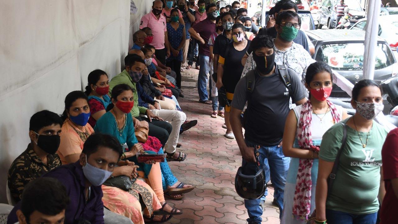 Covid-19 vaccination in Mumbai: Where did the crowds go?