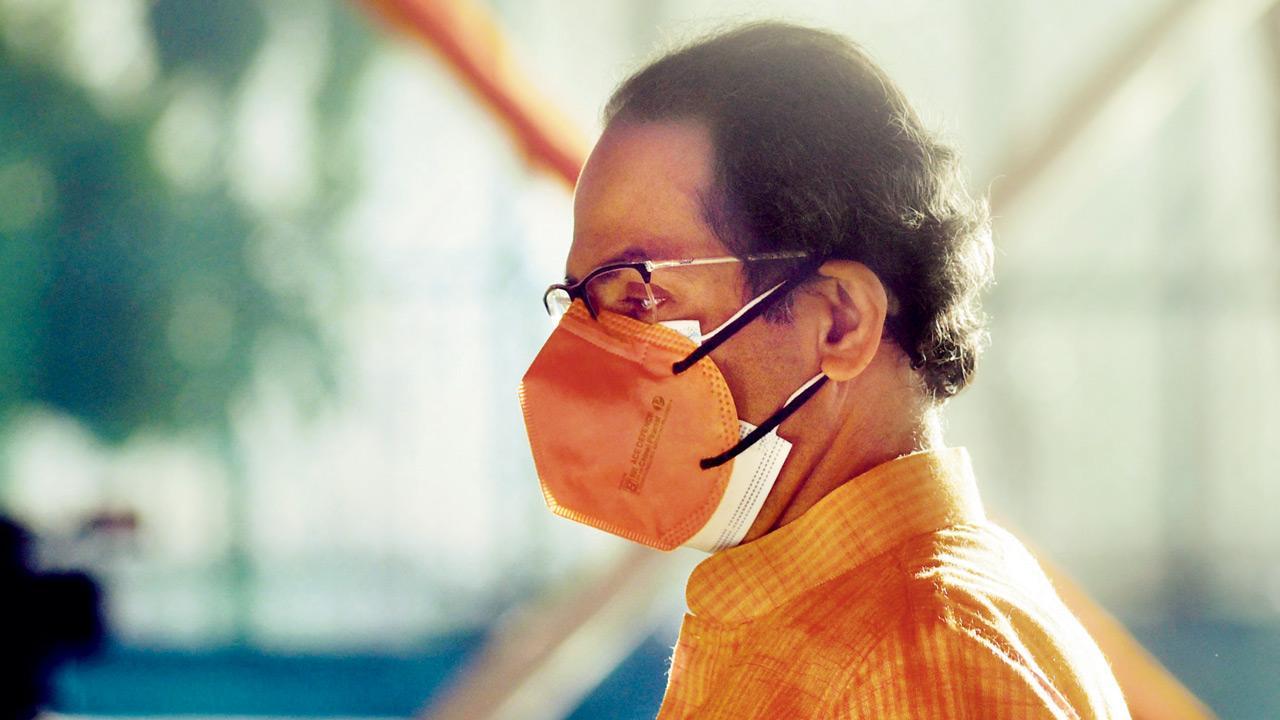 Mumbai: Uddhav Thackeray's response to Congress' 'going solo' remark