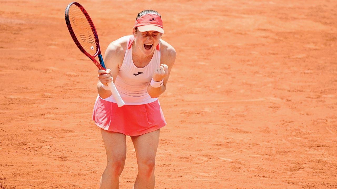 85-ranked Tamara Zidansek reaches French Open semi-final