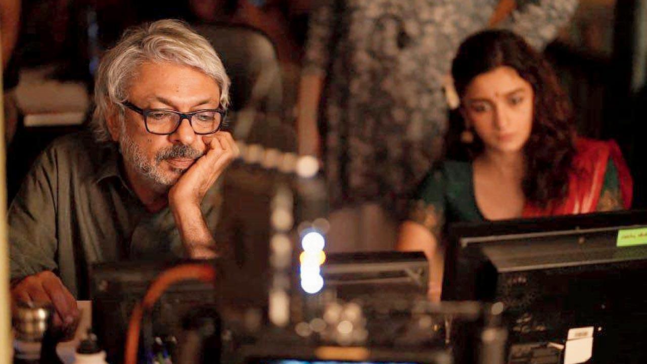 Experience of a lifetime! Alia Bhatt pens an emotional note as 'Gangubai Kathiawadi' wraps up