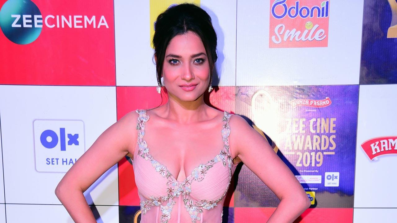 Ankita Lokhande shares her workout video; asks fans 'Did you workout today?'