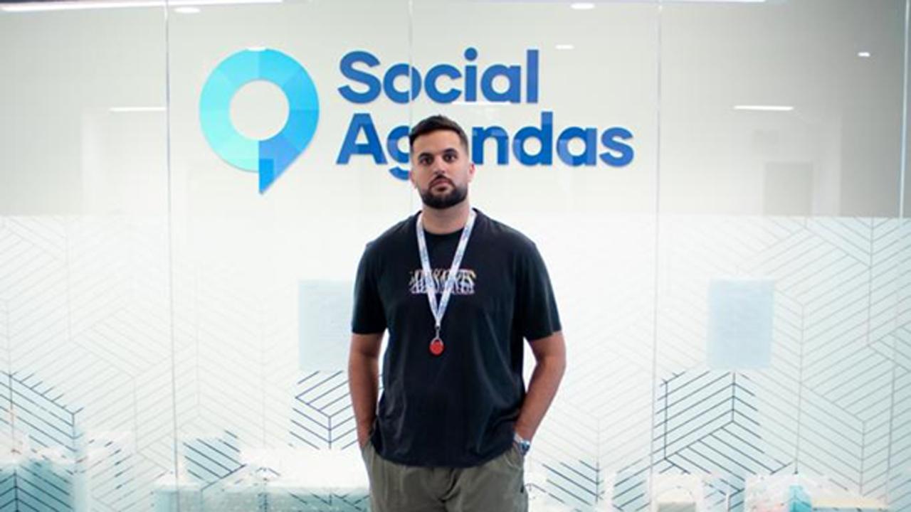 Aaron Branch explains the significance of social media marketing and stresses its benefits for business outrea
