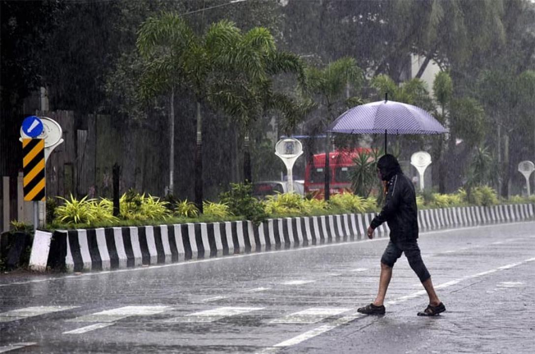 Mumbai: Pre-monsoon showers likely in city, other parts of Maharashtra in next 48 hours: IMD