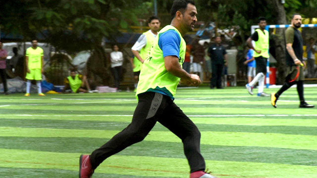 MS Dhoni tests fitness during playtime with pony, Sakshi shares video
