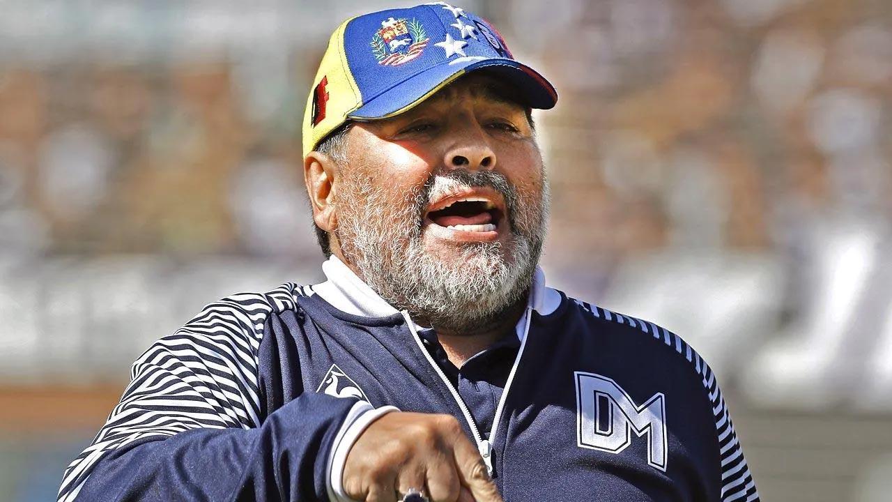 Diego Maradona’s psychiatrist denies responsibility