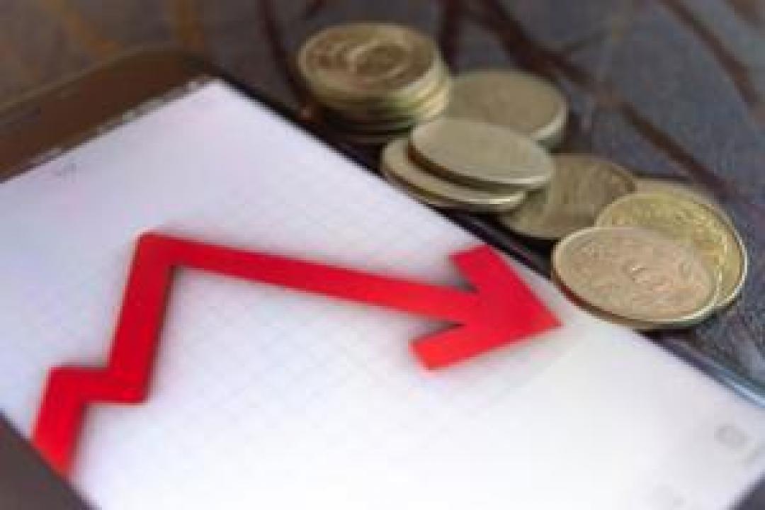 SBI economists cut FY22 GDP growth estimate to 7.9pc; lowest among all analysts
