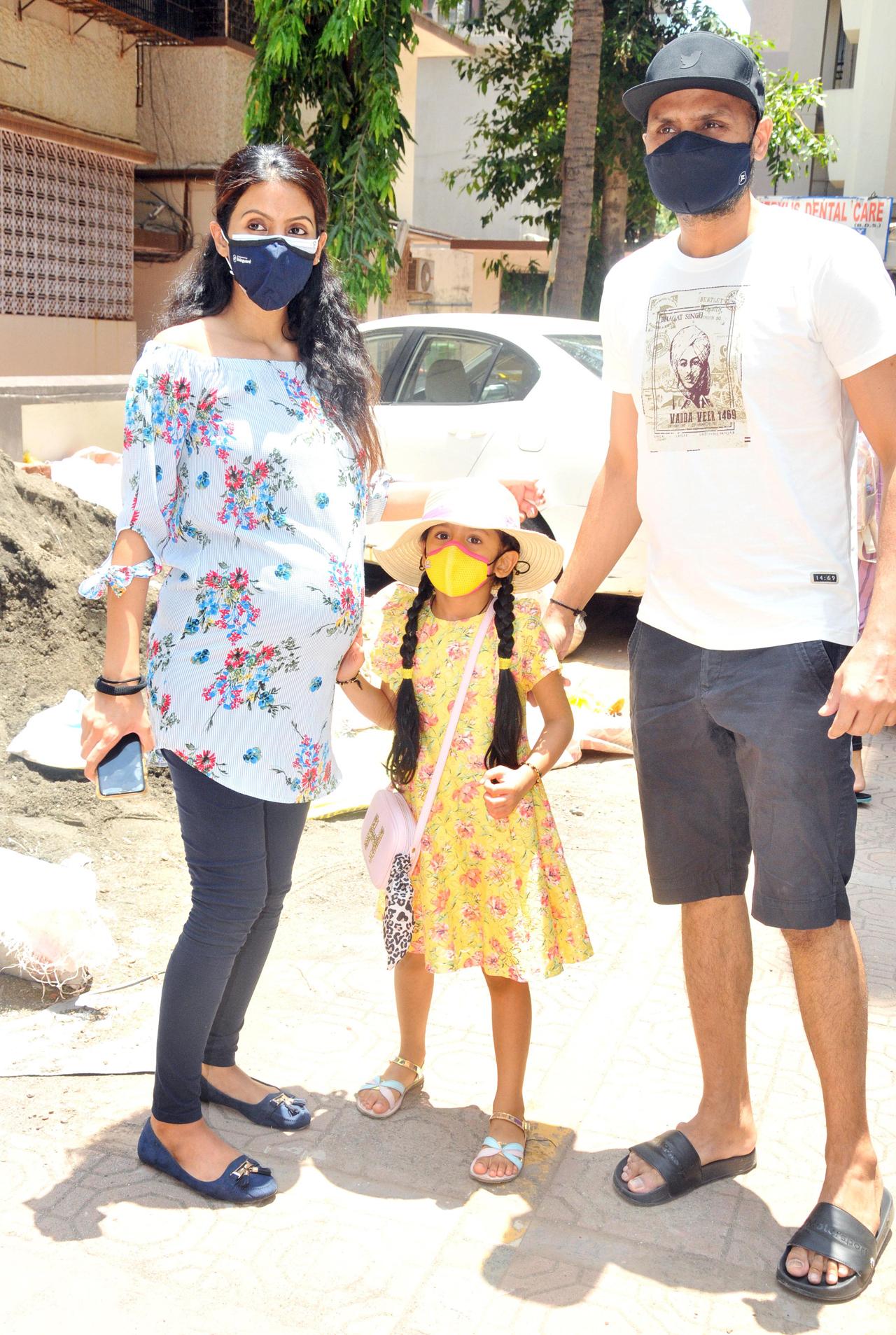 Geeta often talks about parenting and women's health on social media. The actress, who has been part of films such as 'The Train', 'Mr Joe Carvalho', has her social media account always flooded with messages from a lot of expecting mothers and she makes it a point to answer their questions through her posts.
In picture: Geeta with her daughter, Hinaya and husband-cricketer Harbhajan Singh.