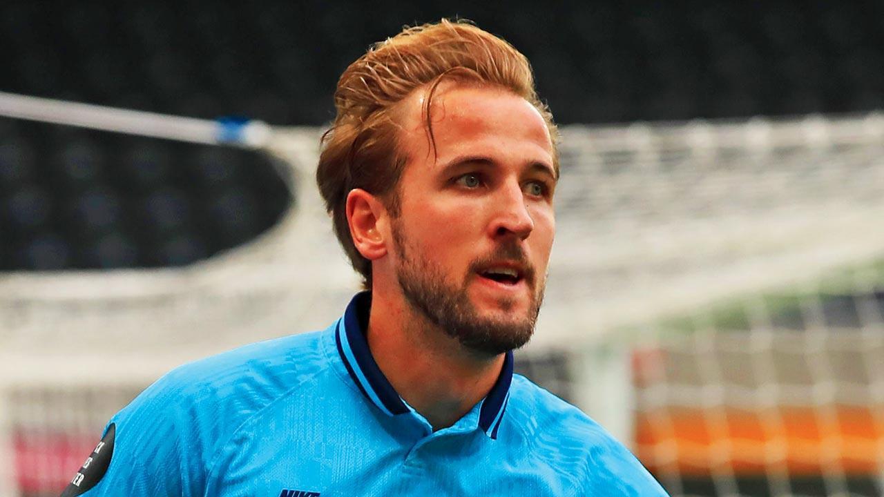 Tottenham Hotspur chief Daniel Levy warns Harry Kane over exit talk