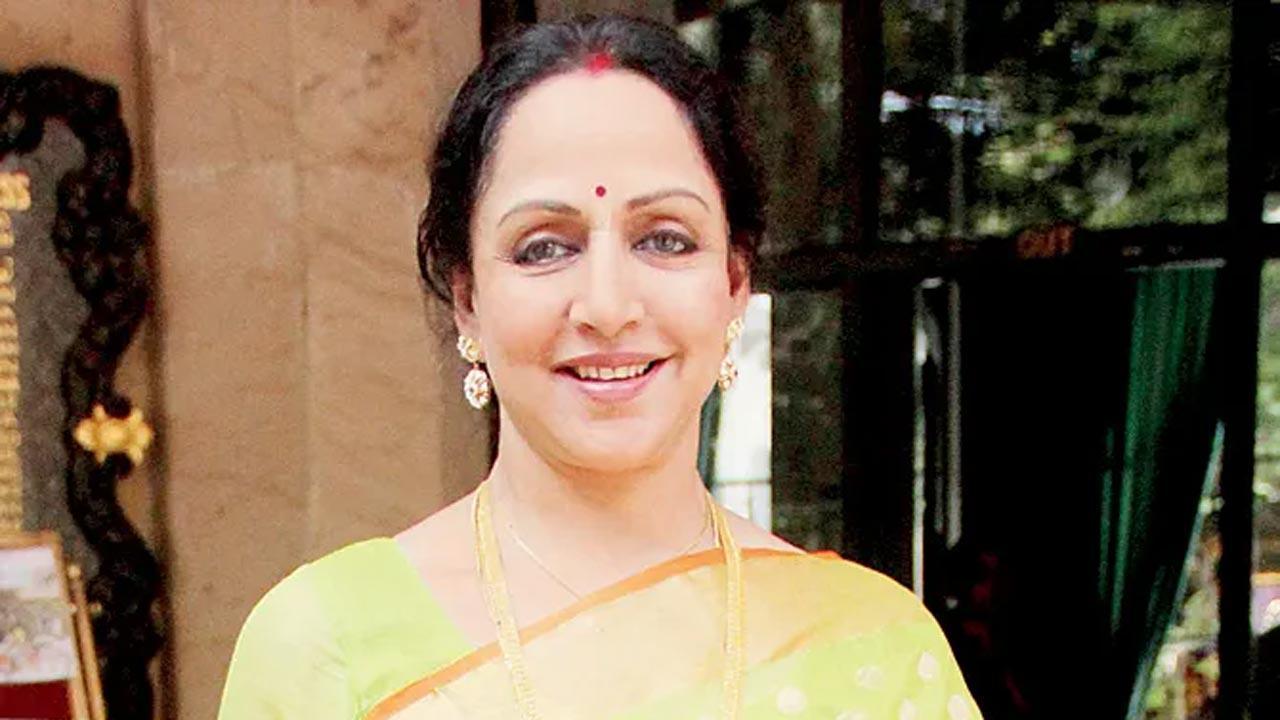 Hema Malini shares vintage photograph featuring BR Chopra and Dev Anand