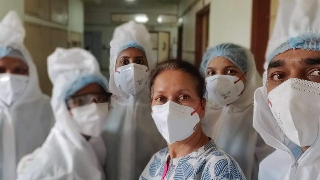 National Doctor's Day 2021: Shubhangi Atre, Sara Khan and Himani Shivpuri show gratitude to the 'God on earth'